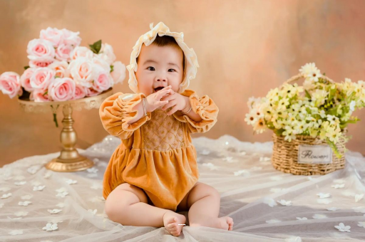 德宏宝宝几岁可以喝纯牛奶